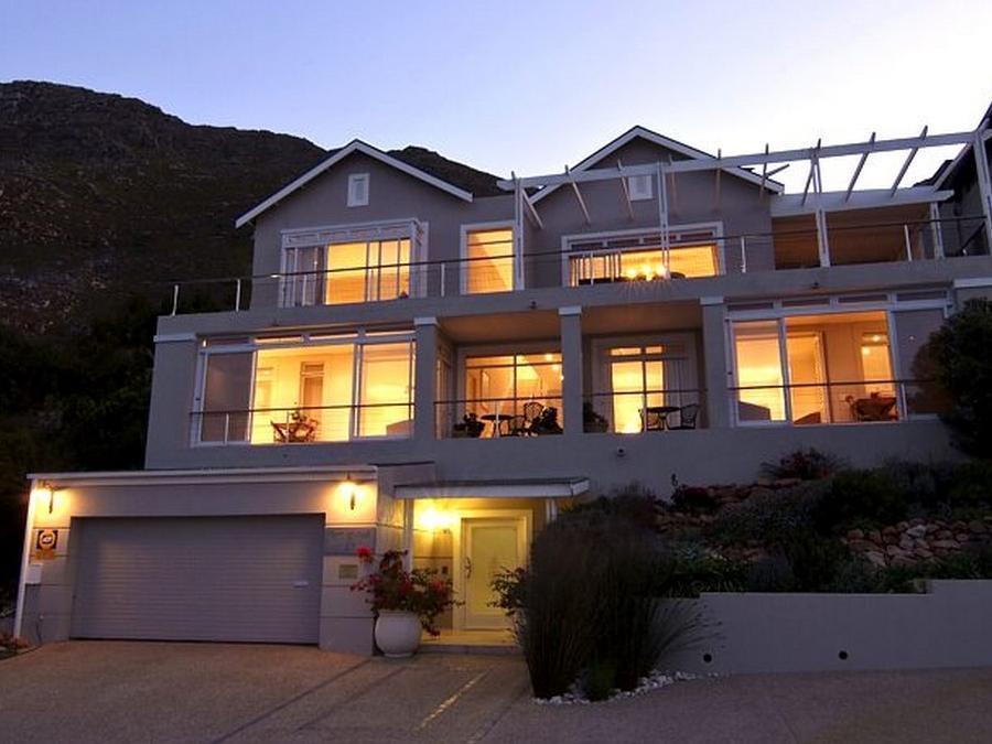 Port Of Call Simon's Town Exterior photo